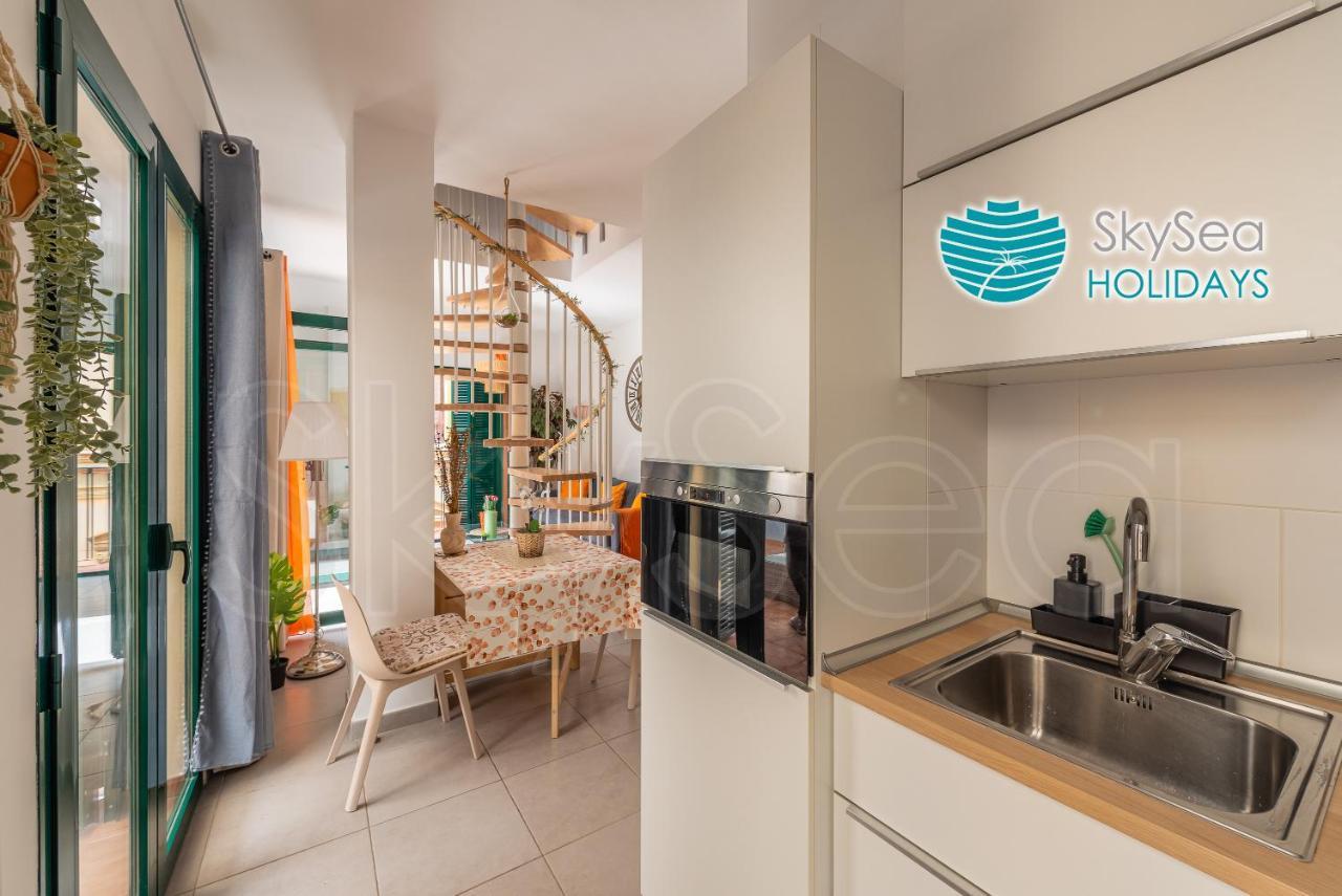 Skysea Holidays City Center Suites Málaga Exterior foto
